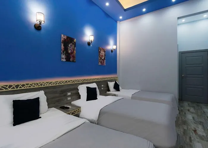Australian Deluxe Hostel